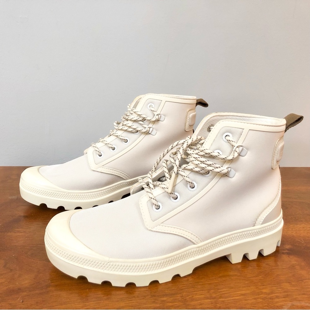 Like new! Rains x Palladium limited edition Pampa high top boots